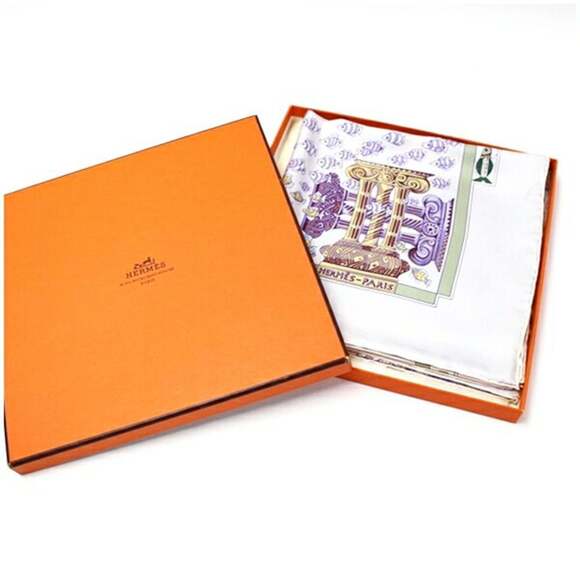 HERMES Gray Scarf - Picture 5 of 8